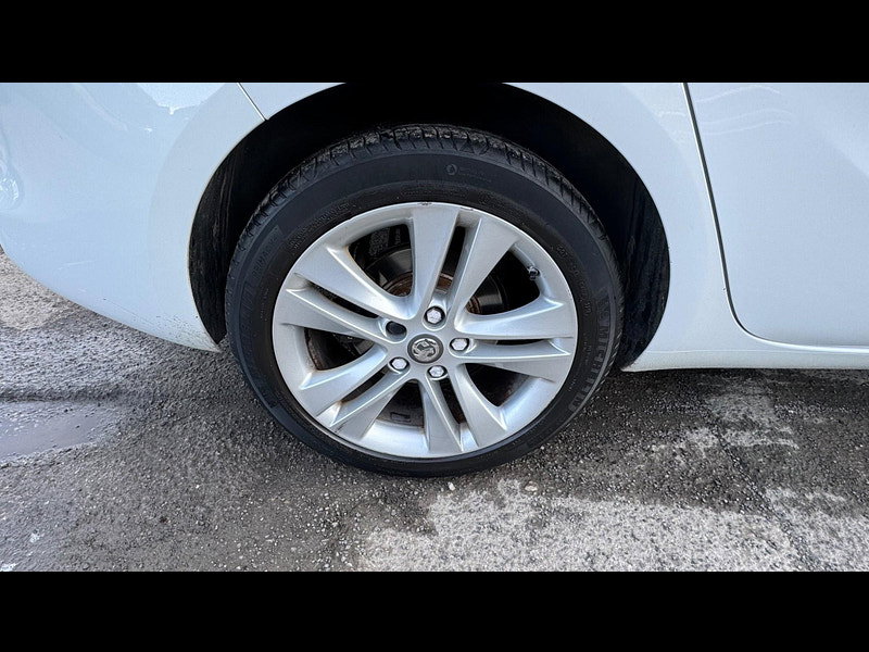 Vauxhall Zafira Tourer 1.4i Turbo SRi Euro 6 5dr 5dr Manual 2026