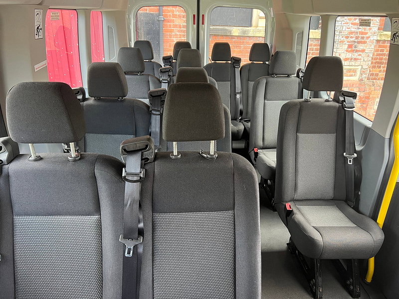 Ford Transit 2.2 TDCi 410 HDT Minibus 4dr Diesel Manual L3 H3 (14 seats) (196 g/km, 123 bhp)