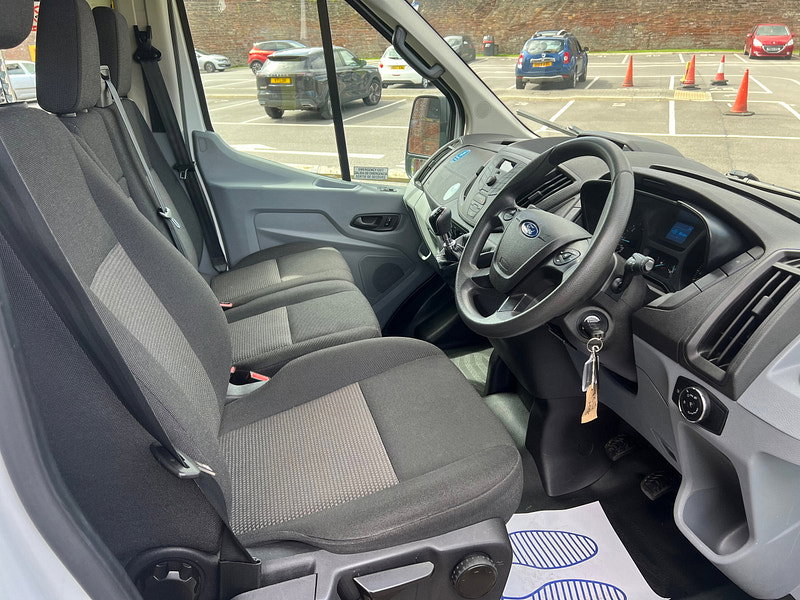 Ford Transit 2.2 TDCi 410 HDT Minibus 4dr Diesel Manual L3 H3 (14 seats) (196 g/km, 123 bhp)