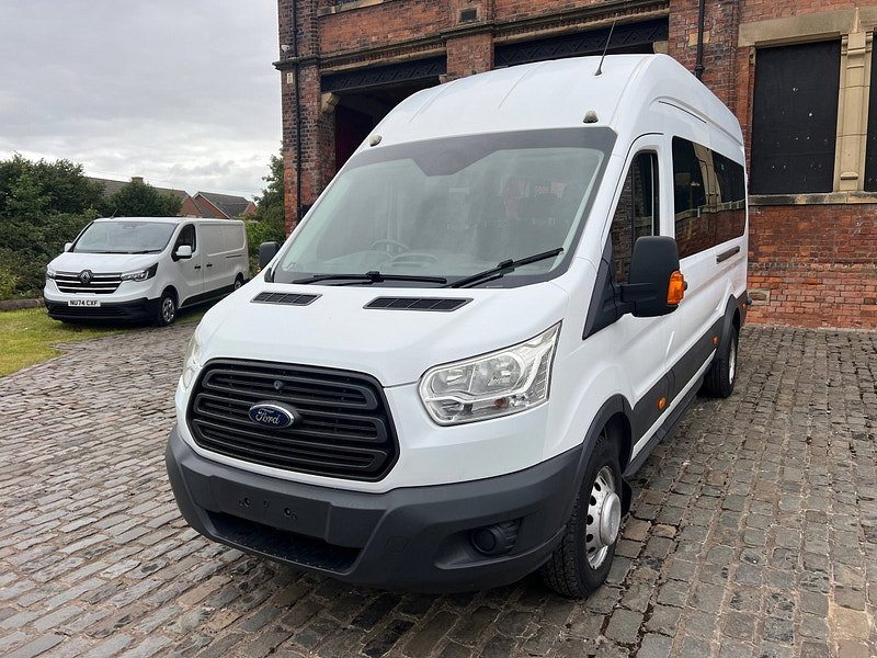 Ford Transit 2.2 TDCi 460 HDT Trend Minibus 5dr Diesel Manual L4 H3 (18 seats) (196 g/km, 123 bhp)