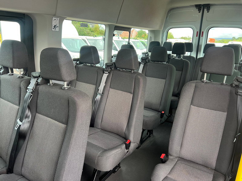 Ford Transit 2.2 TDCi 460 HDT Minibus 5dr Diesel Manual L4 H3 (17 seats) (196 g/km, 125 bhp)