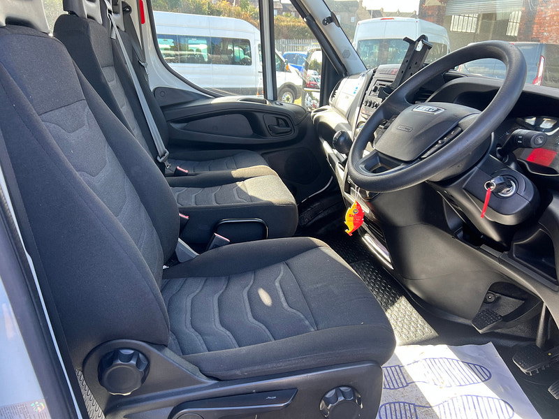 IVECO DAILY 70C18 3.0 D 180 BHP XLWB 7 Seat Crew Cab Dropside With Tail Lift.
