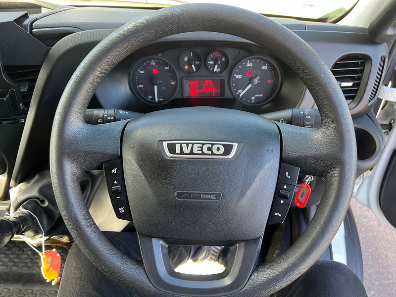 IVECO DAILY 70C18 3.0 D 180 BHP XLWB 7 Seat Crew Cab Dropside With Tail Lift.