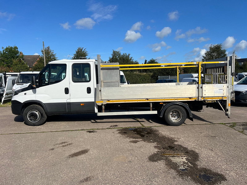 IVECO DAILY 70C18 3.0 D 180 BHP XLWB 7 Seat Crew Cab Dropside With Tail Lift.