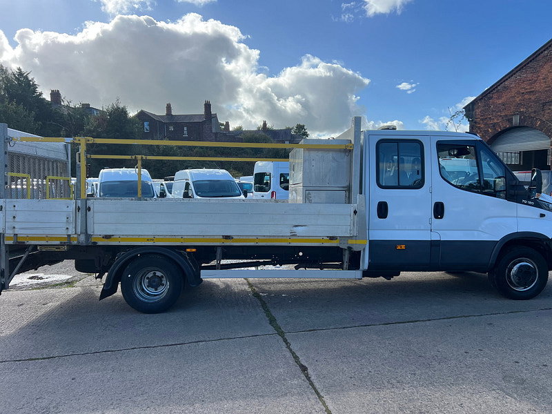 IVECO DAILY 70C18 3.0 D 180 BHP XLWB 7 Seat Crew Cab Dropside With Tail Lift.