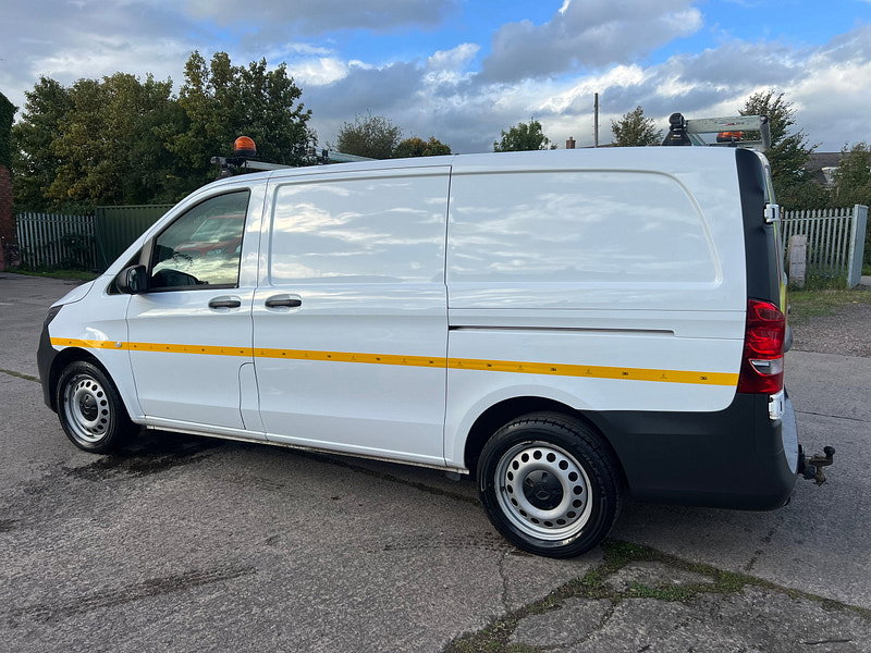 Mercedes-Benz Vito 2.1 114 CDI Progressive Panel Van 5dr Diesel Manual RWD L2 Euro 6 (s/s) (136 ps)