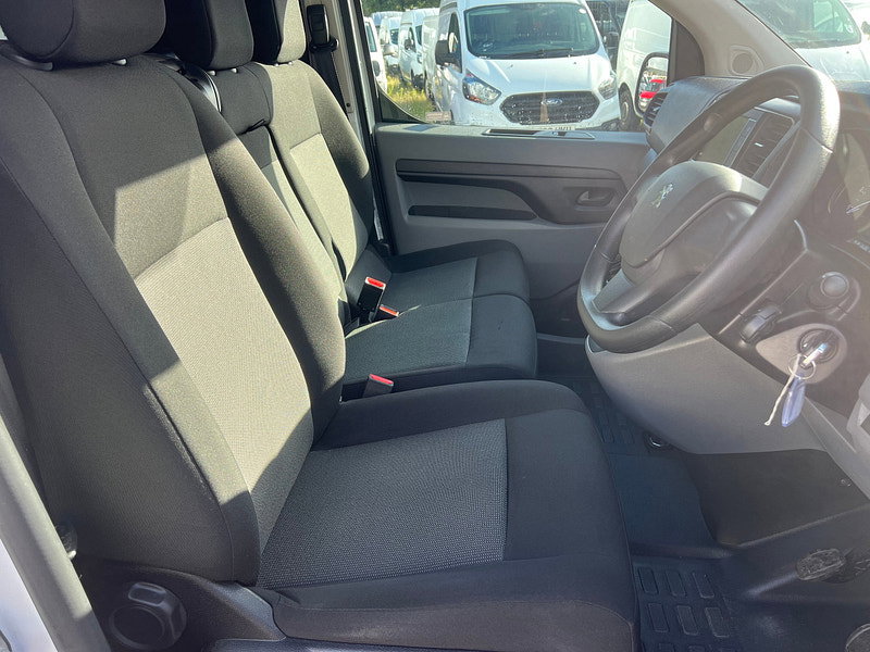 Peugeot Expert 2.0 BlueHDi 1400 Professional Premium Standard Panel Van 6dr Diesel Manual MWB Euro 6 (s/s) (145 ps)