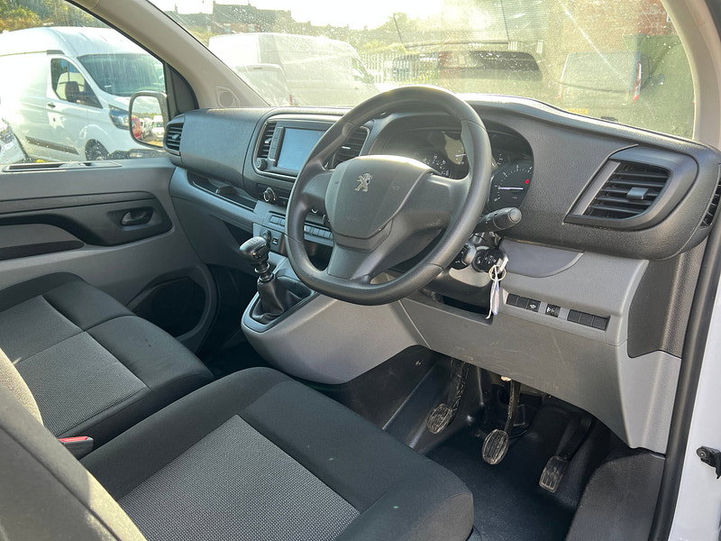 Peugeot Expert 2.0 BlueHDi 1400 Professional Premium Standard Panel Van 6dr Diesel Manual MWB Euro 6 (s/s) (145 ps)