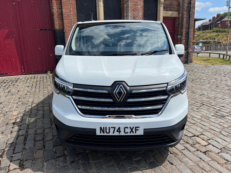 Renault Trafic 2.0 dCi Blue LL30 Advance Panel Van 5dr Diesel Manual L2 H1 Euro 6 (s/s) (130 ps)