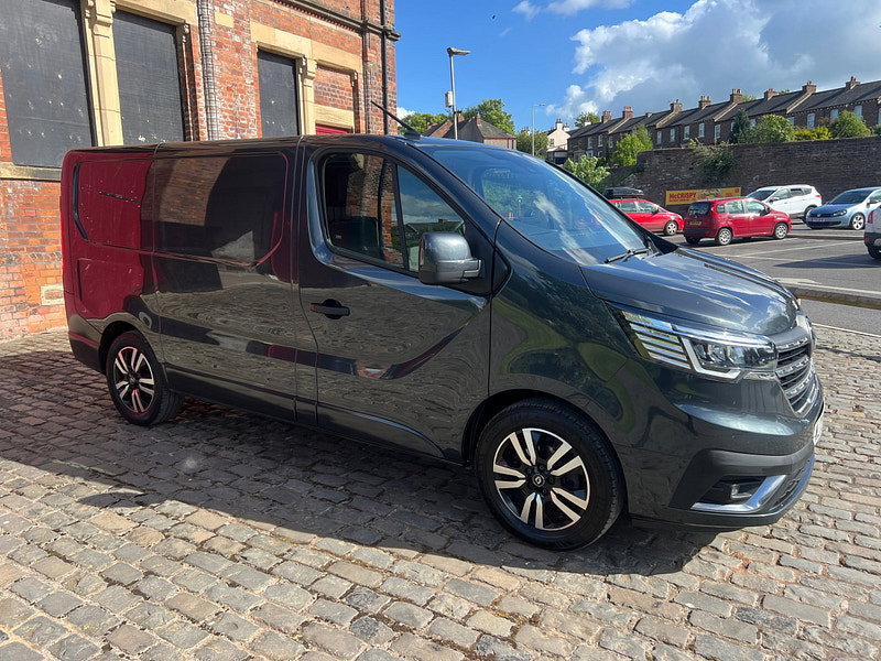 Renault Trafic 2.0 dCi Blue SL28 Sport+ Panel Van 5dr Diesel Manual L1 H1 Euro 6 (s/s) (150 ps)