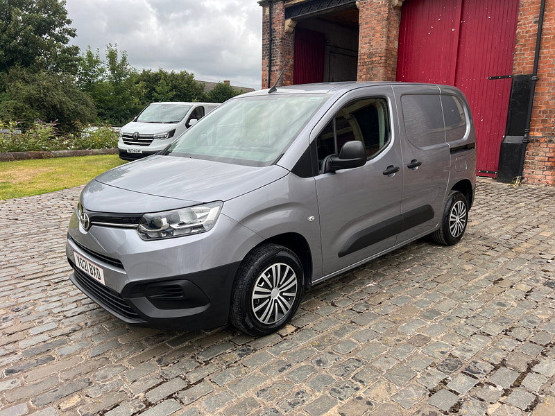 Toyota PROACE CITY 1.5 BlueHDi Active Short Panel Van 5dr Diesel Manual SWB Euro 6 (75 bhp)