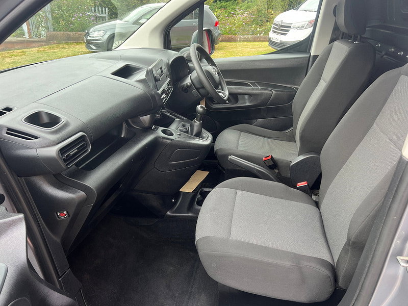 Toyota PROACE CITY 1.5 BlueHDi Active Short Panel Van 5dr Diesel Manual SWB Euro 6 (75 bhp)