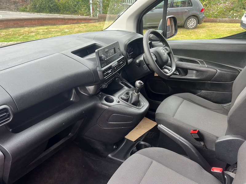 Toyota PROACE CITY 1.5 BlueHDi Active Short Panel Van 5dr Diesel Manual SWB Euro 6 (75 bhp)