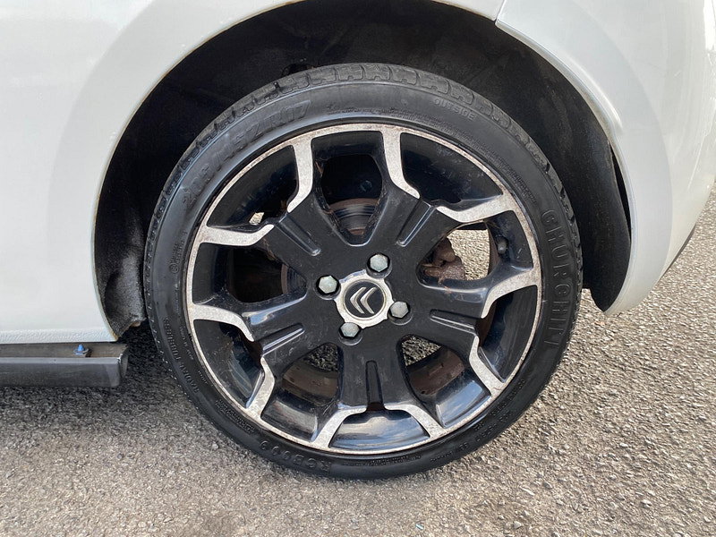 Citroen DS3 1.6 e-HDi Airdream DSport Plus Euro 5 (s/s) 3dr 3dr Manual 2014