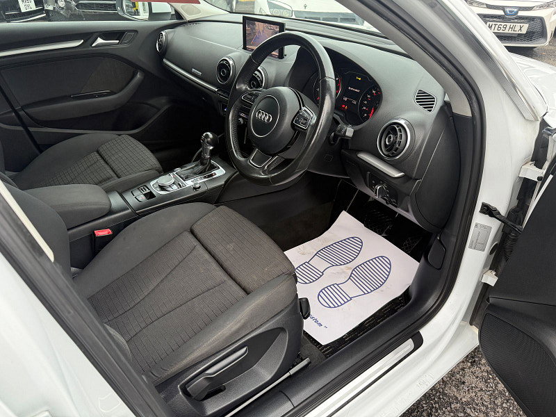 Audi A3 sportback Audi A3 1.8 TFSI Sport Sportback 5dr Petrol S Tronic quattro Euro 6 (s/s) (180 ps) 5dr Automatic 2014