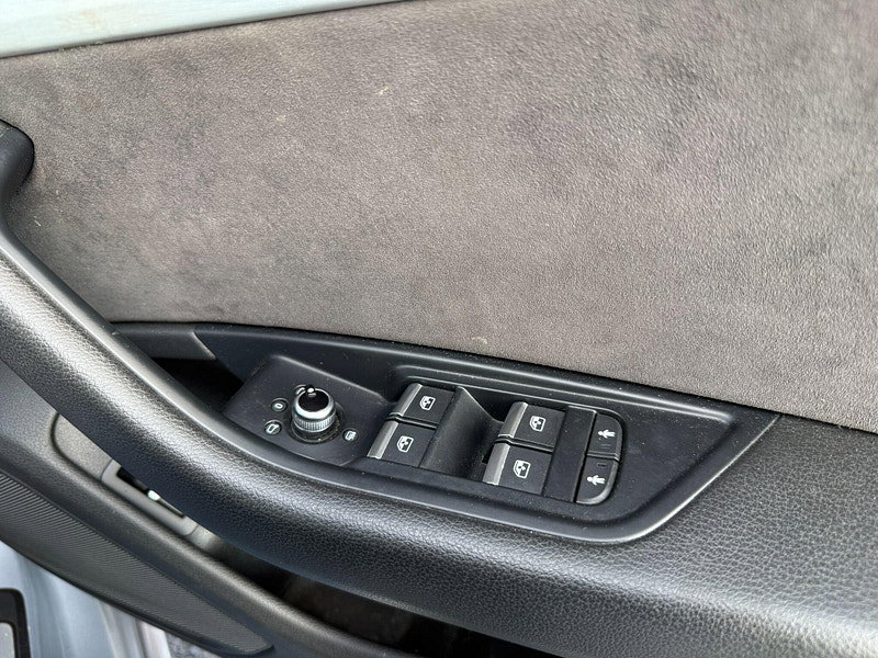 Audi A4 2.0 TDI ultra S line S Tronic Euro 6 (s/s) 4dr 4dr Automatic 2017