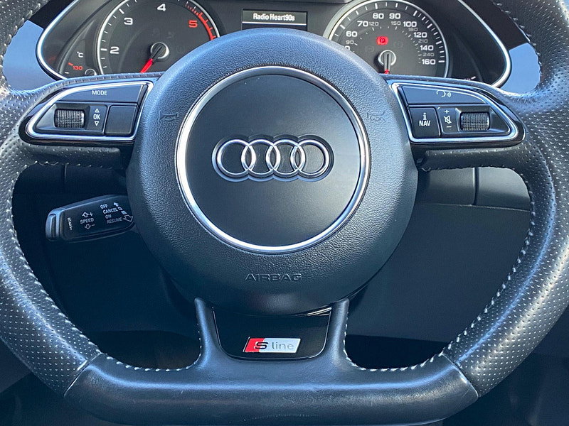 Audi A4 Avant 2.0 TDI Black Edition quattro Euro 5 (s/s) 5dr 5dr Manual 2013