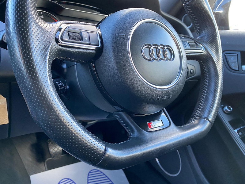 Audi A4 Avant 2.0 TDI Black Edition quattro Euro 5 (s/s) 5dr 5dr Manual 2013