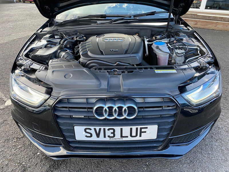 Audi A4 Avant 2.0 TDI Black Edition quattro Euro 5 (s/s) 5dr 5dr Manual 2013