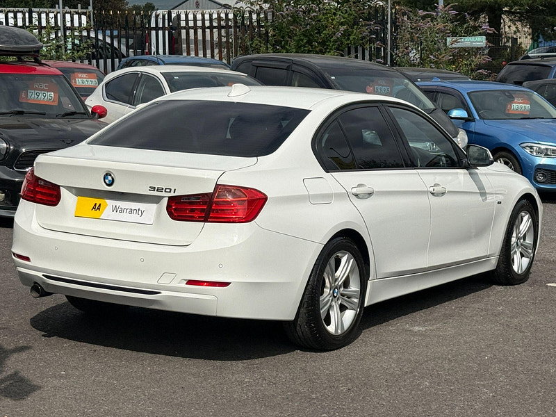BMW 3 Series 2.0 320i Sport Auto Euro 6 (s/s) 4dr 4dr Automatic 2014