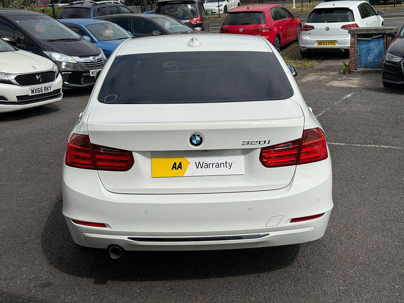 BMW 3 Series 2.0 320i Sport Auto Euro 6 (s/s) 4dr 4dr Automatic 2014