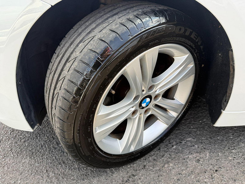 BMW 3 Series 2.0 320i Sport Auto Euro 6 (s/s) 4dr 4dr Automatic 2014