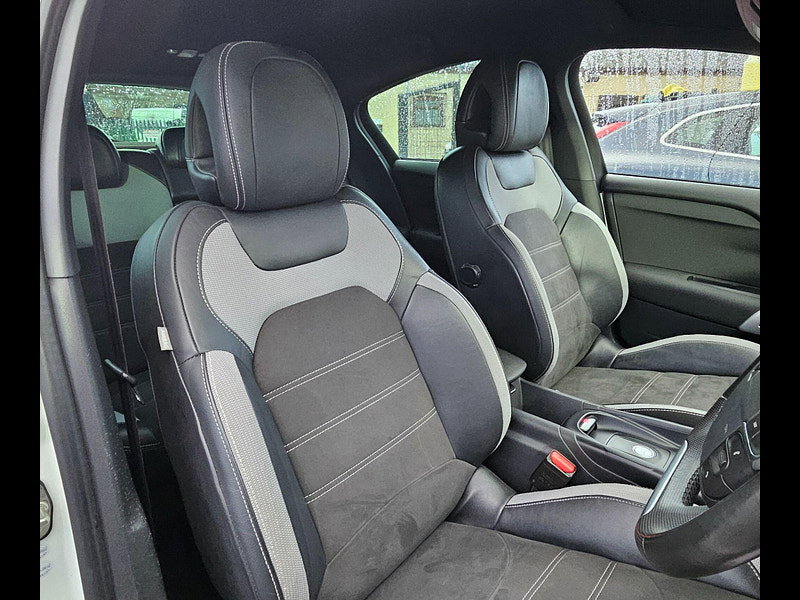 DS Automobiles Ds 4 2.0 BlueHDi Prestige Hatchback 5dr Diesel EAT6 Euro 6 (s/s) (180 ps) 5dr Automatic 2016
