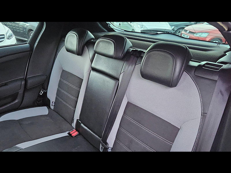 DS Automobiles Ds 4 2.0 BlueHDi Prestige Hatchback 5dr Diesel EAT6 Euro 6 (s/s) (180 ps) 5dr Automatic 2016