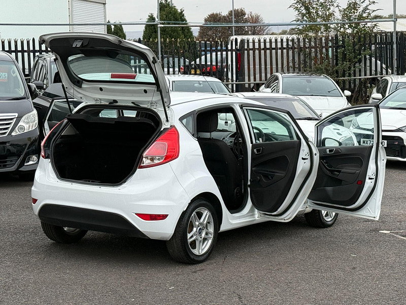Ford Fiesta 1.0T EcoBoost Zetec Euro 5 (s/s) 5dr 5dr Manual 2014