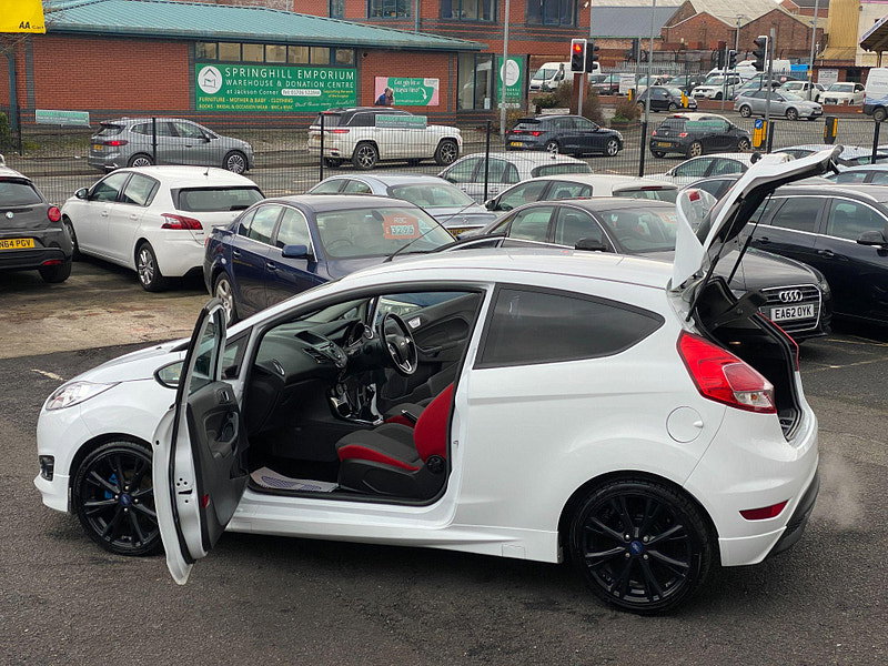 Ford Fiesta 1.0T EcoBoost Zetec S Euro 5 (s/s) 3dr 3dr Manual 2014