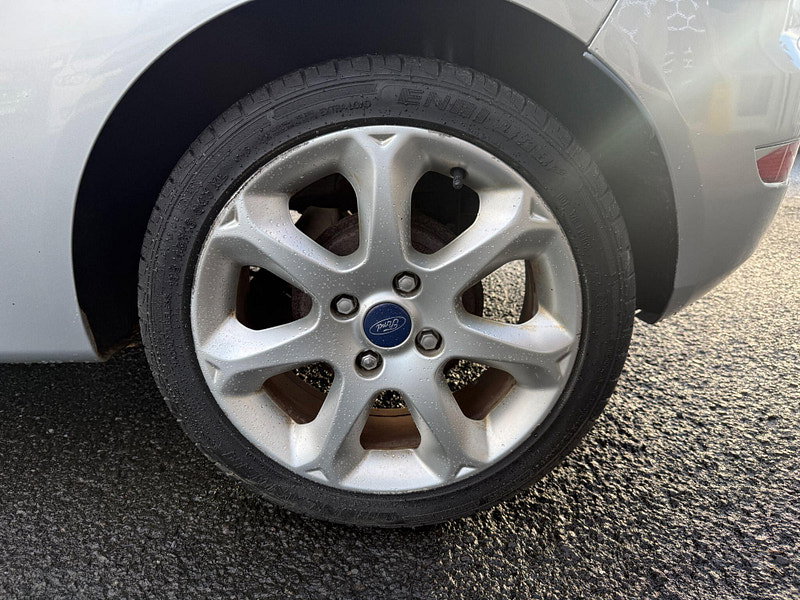 Ford Fiesta 1.25 Zetec Euro 5 3dr 3dr Manual 2012