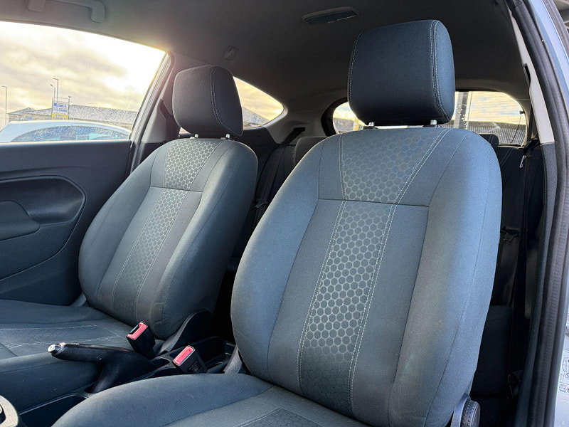 Ford Fiesta 1.25 Zetec Euro 5 3dr 3dr Manual 2012
