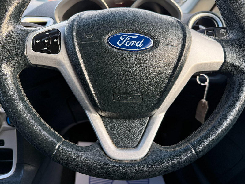 Ford Fiesta 1.25 Zetec Euro 5 3dr 3dr Manual 2012