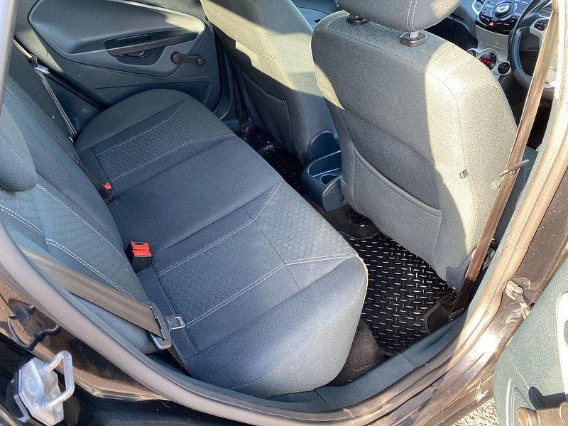 Ford Fiesta 1.4 Titanium 5dr 5dr Manual 2010