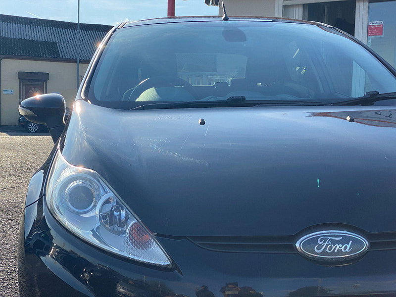 Ford Fiesta 1.4 Titanium 5dr 5dr Manual 2010
