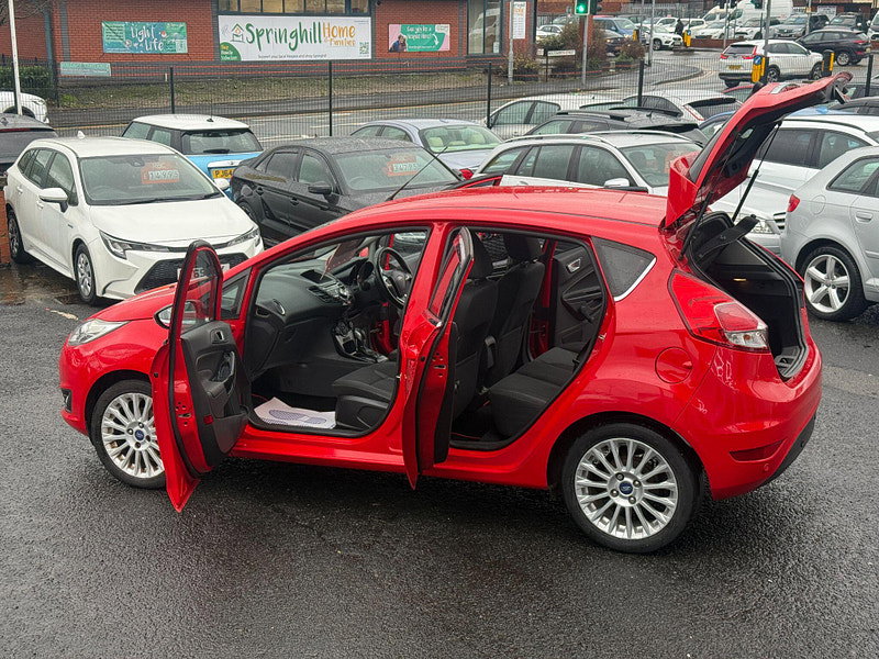 Ford Fiesta 1.6 Titanium Powershift Euro 5 5dr 5dr Automatic 2013