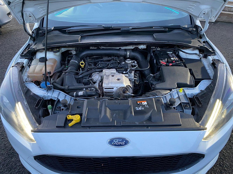 Ford Focus 1.0T EcoBoost ST-Line Auto Euro 6 (s/s) 5dr 5dr Automatic 2017