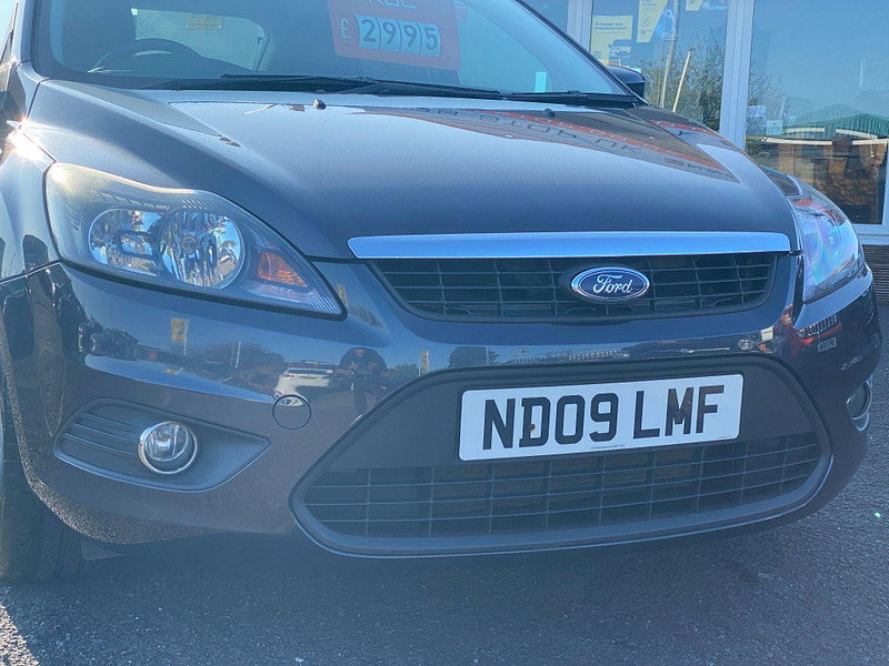 Ford Focus 1.6 Zetec 5dr 5dr Manual 2009