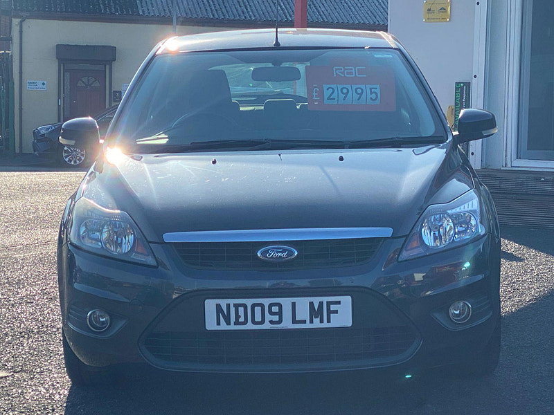 Ford Focus 1.6 Zetec 5dr 5dr Manual 2009
