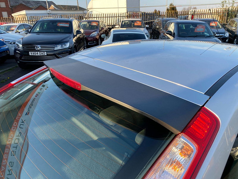 Ford Focus 1.6 Zetec Climate 5dr 5dr Automatic 2006