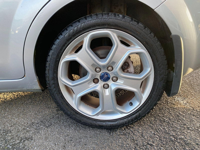 Ford Focus 2.0 TDCi DPF Titanium Powershift 5dr 5dr Automatic 2008