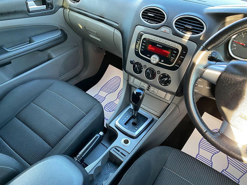 Ford Focus 2.0 TDCi DPF Titanium Powershift 5dr 5dr Automatic 2008