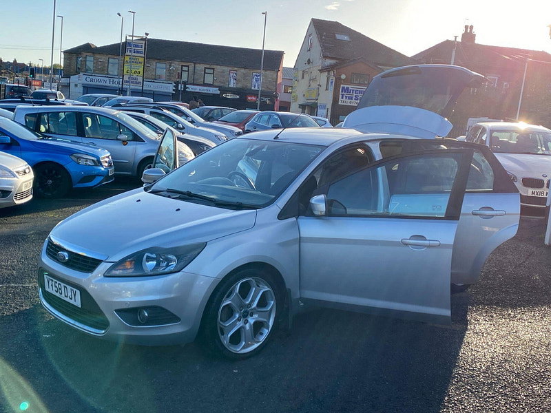 Ford Focus 2.0 TDCi DPF Titanium Powershift 5dr 5dr Automatic 2008