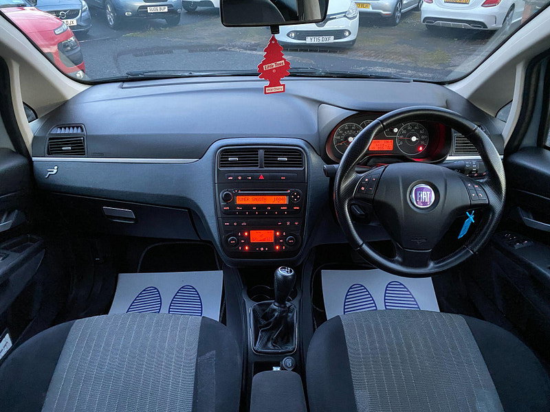 Fiat Grande Punto 1.4 Eleganza Dualogic 5dr 5dr Automatic 2008