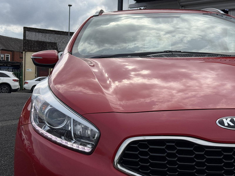 Kia Ceed 1.6 CRDi EcoDynamics 2 Sportswagon Euro 5 (s/s) 5dr 5dr Manual 2015