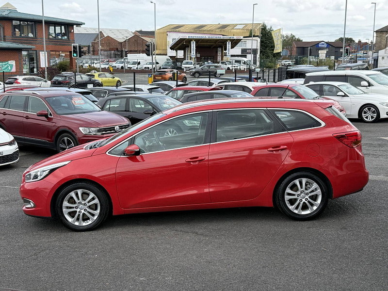 Kia Ceed 1.6 CRDi EcoDynamics 2 Sportswagon Euro 5 (s/s) 5dr 5dr Manual 2015