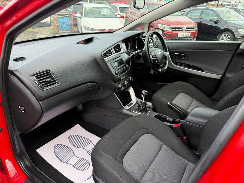 Kia Ceed 1.6 CRDi EcoDynamics 2 Sportswagon Euro 5 (s/s) 5dr 5dr Manual 2015