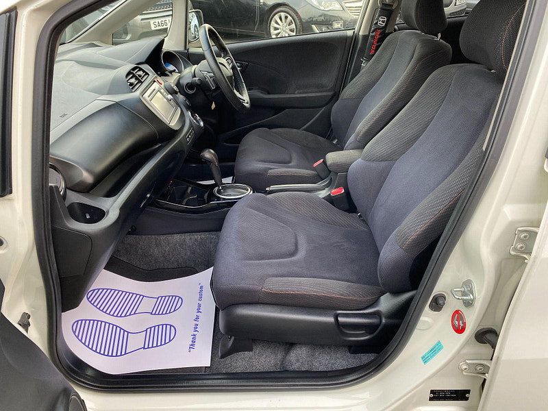 Honda Fit  5dr Automatic 2012