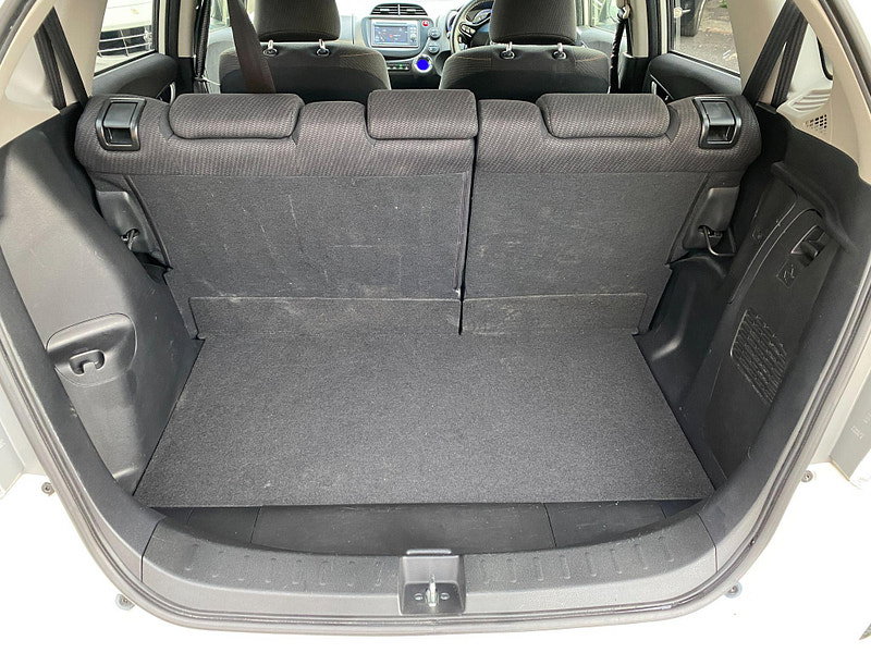 Honda Fit  5dr Automatic 2012