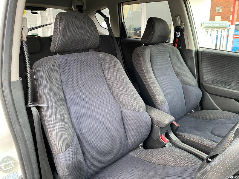 Honda Fit  5dr Automatic 2012